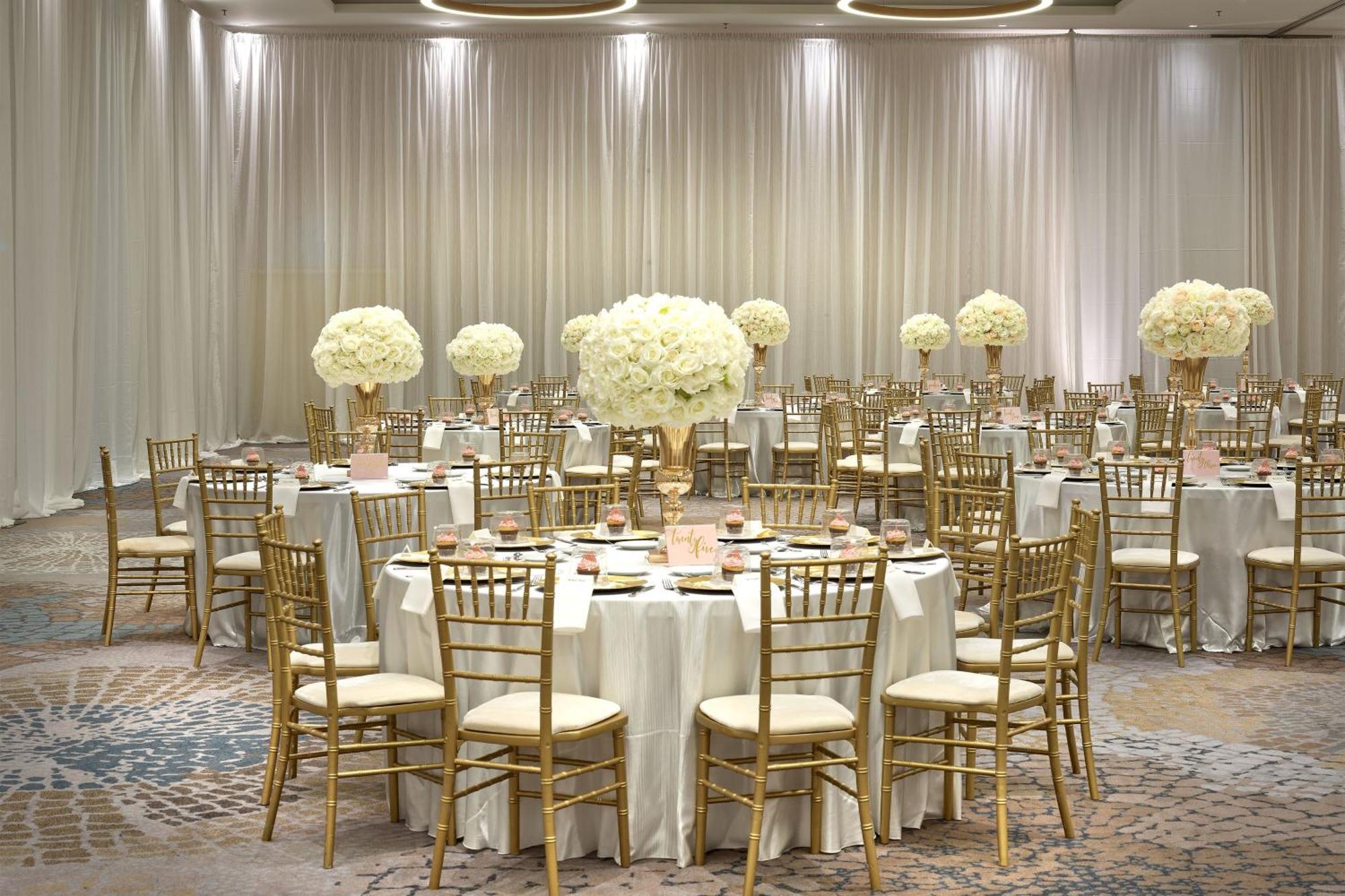 מלון The Westin Calgary Airport מראה חיצוני תמונה