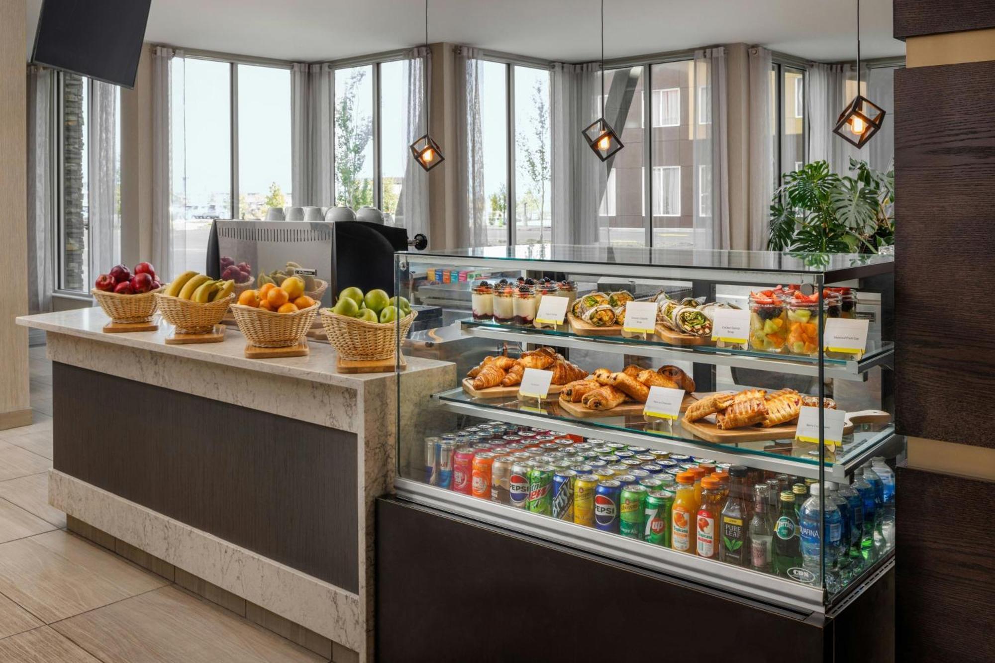 מלון The Westin Calgary Airport מראה חיצוני תמונה
